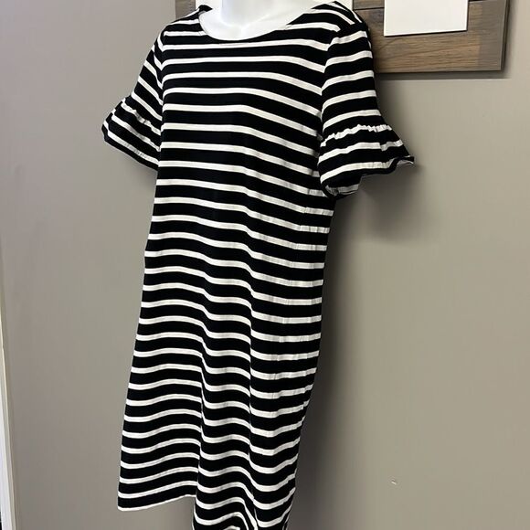 J. Crew Black & White Striped T- Shirt Dress w/ Ruffled Puff Sleeves- Small - Picture 4 of 9